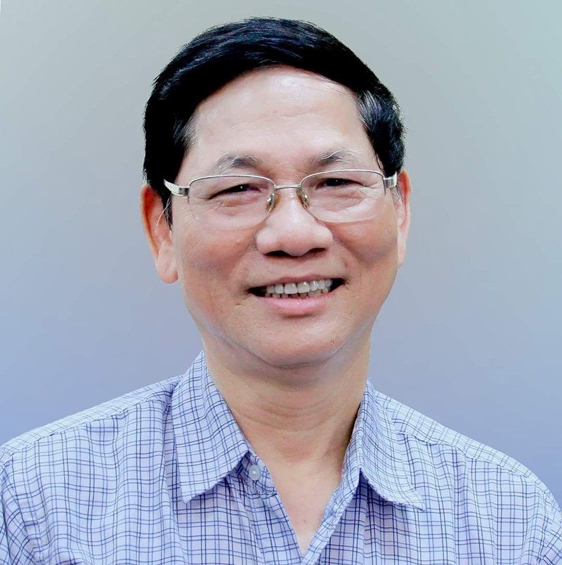 Về nơi mây trắng ngàn năm...