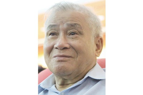 Nhà văn Nguyễn Chí Trung