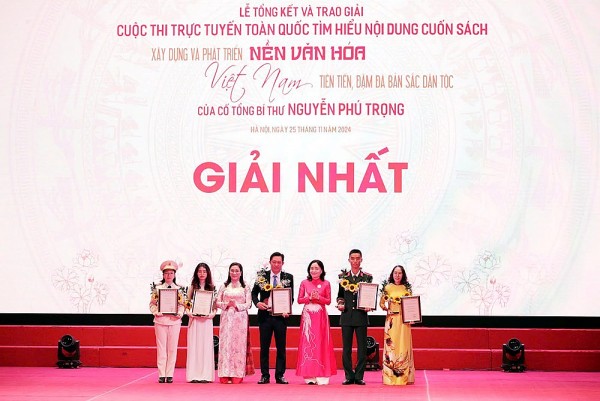 ban tin van nghe ngay 26112024