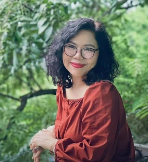 Nhà thơ Bình Nguyên Trang: Ký ức luôn có một thứ ánh sáng thật đẹp