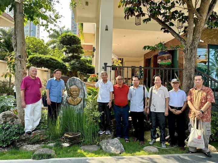 Hai anh em người làng Hói Đẻo