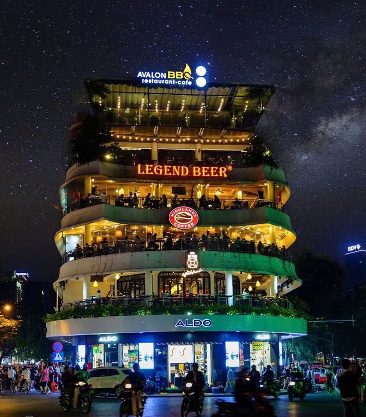 Từ “Hàm cá mập” nghĩ đến tầm quản trị đô thị