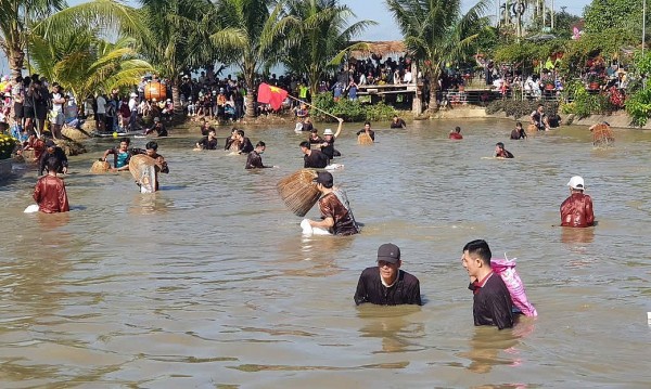 hoi danh song tan van cua bui huyen tuong