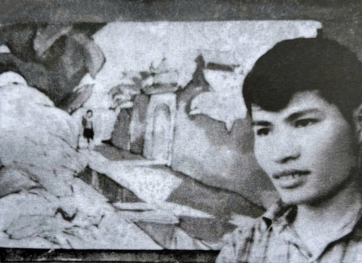 Nhớ tác giả "Hai nửa vầng trăng" và chữ Dê hoa (D) bí ẩn