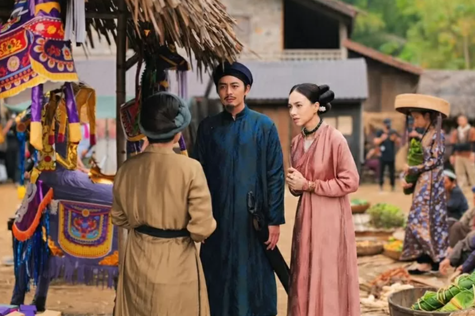 Mãn nhãn với gần 1000 cổ phục Việt trong phim 