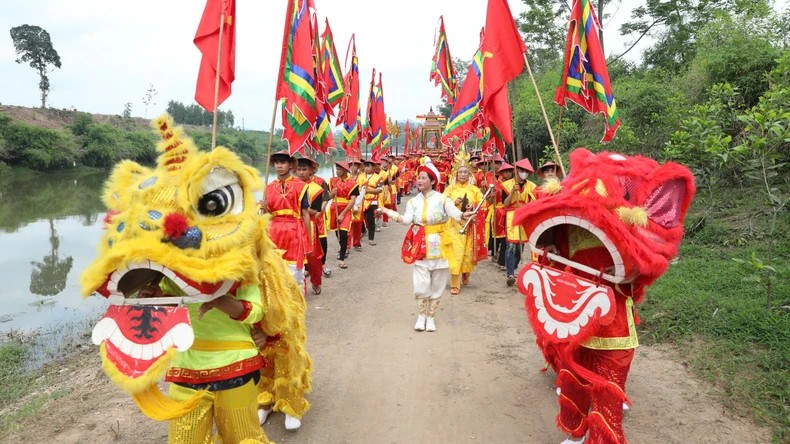 Nghi lễ rước kiệu tại lễ hội. Ảnh: BTC