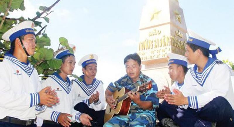 Người thầy đầu tiên. Truyện ngắn của Đỗ Kim Cuông