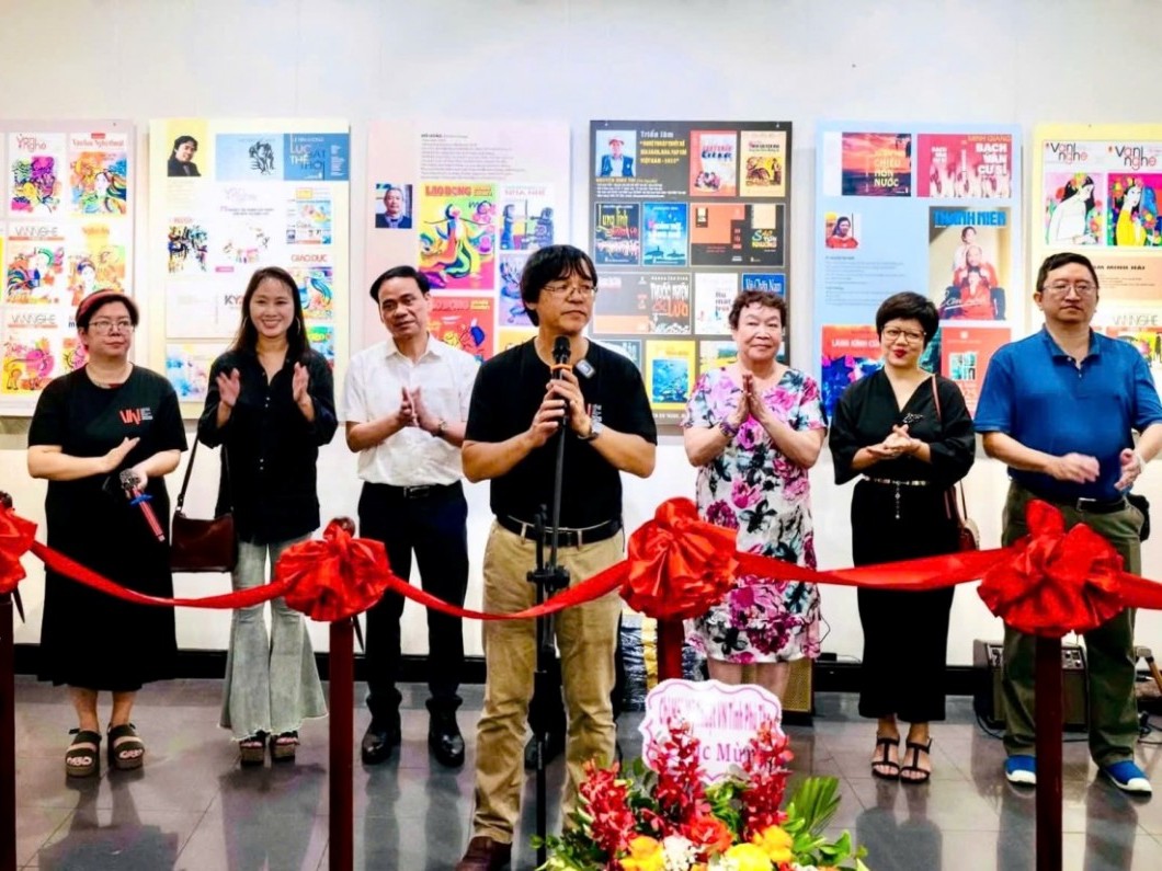 Từ triển lãm "Nghệ thuật thiết kế bìa sách, báo, tạp chí Việt Nam 2025" - Đôi điều tản mạn