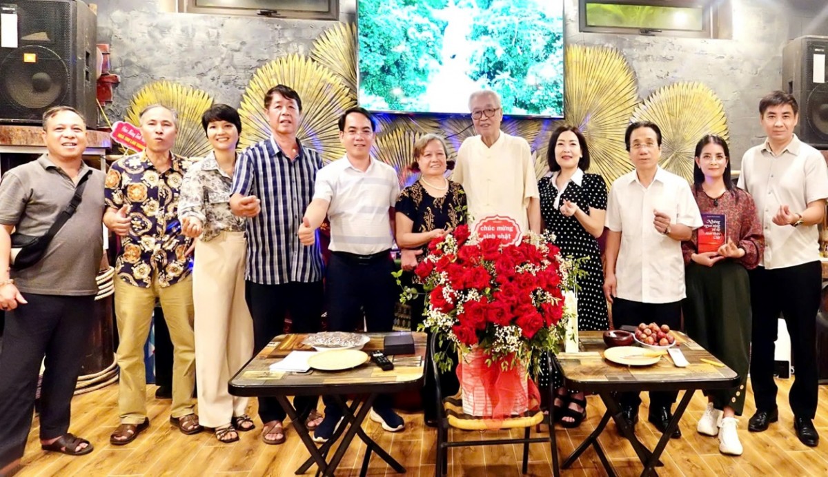 Nhà sưu tập Nguyễn Mạnh Phúc - Cả đời đau đáu với quê hương