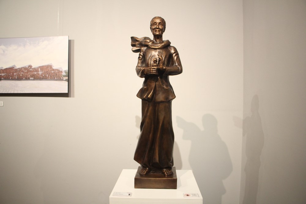 Khai mạc triển lãm điêu khắc của Nguyễn Hoàng Ánh