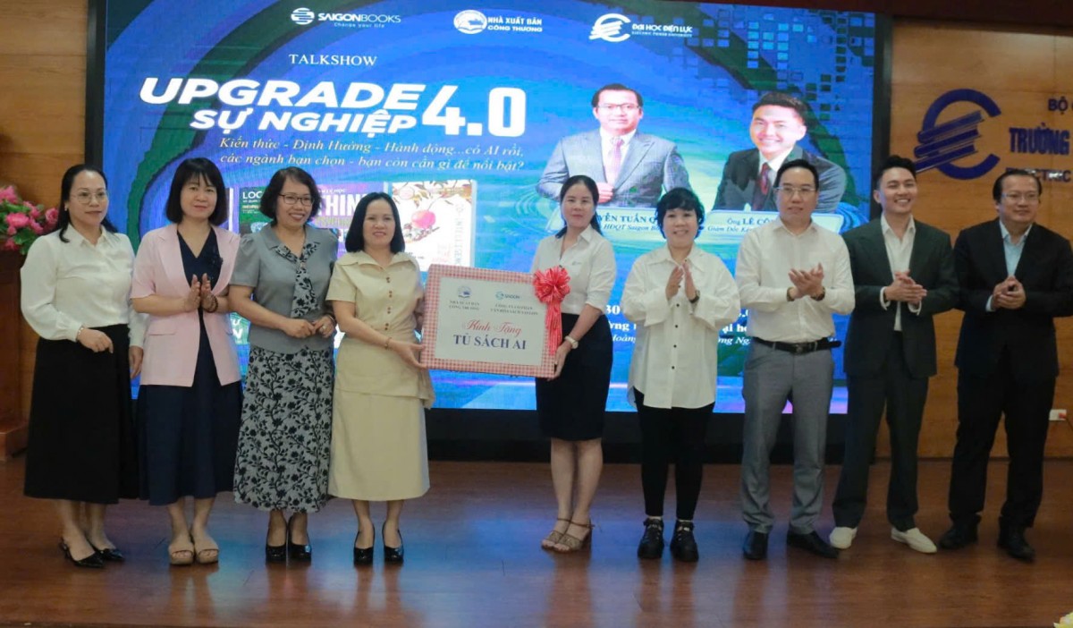 Tọa đàm Upgrade sự nghiệp 4.0: Kiến thức - Định hướng - Hành động