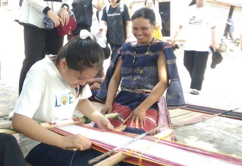 Tết Độc lập trên quê hương Anh hùng Núp