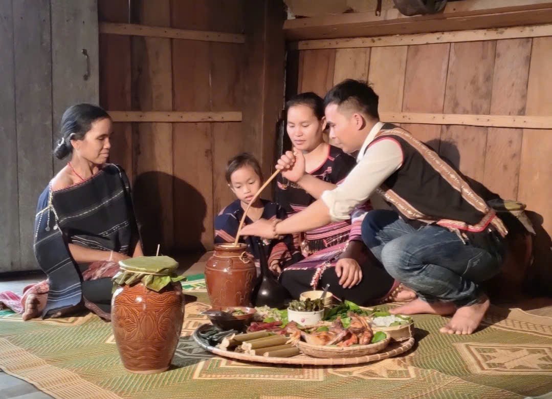 Tết Độc lập trên quê hương Anh hùng Núp