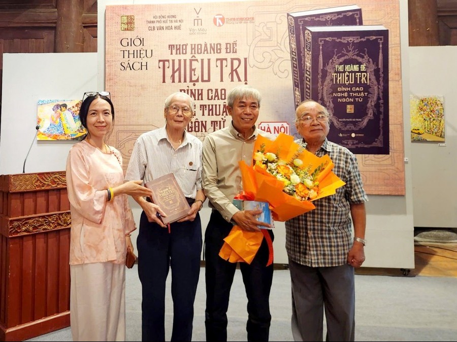 Thơ Hoàng đế Thiệu Trị - Đỉnh cao nghệ thuật ngôn từ