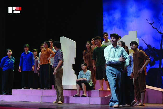 “Bệnh sĩ” hút khán giả Gen Z