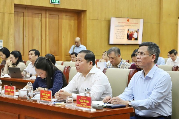 dang uy mttq cac doan the trung uong to chuc hoc tap quan triet 3 chuyen de trong tam