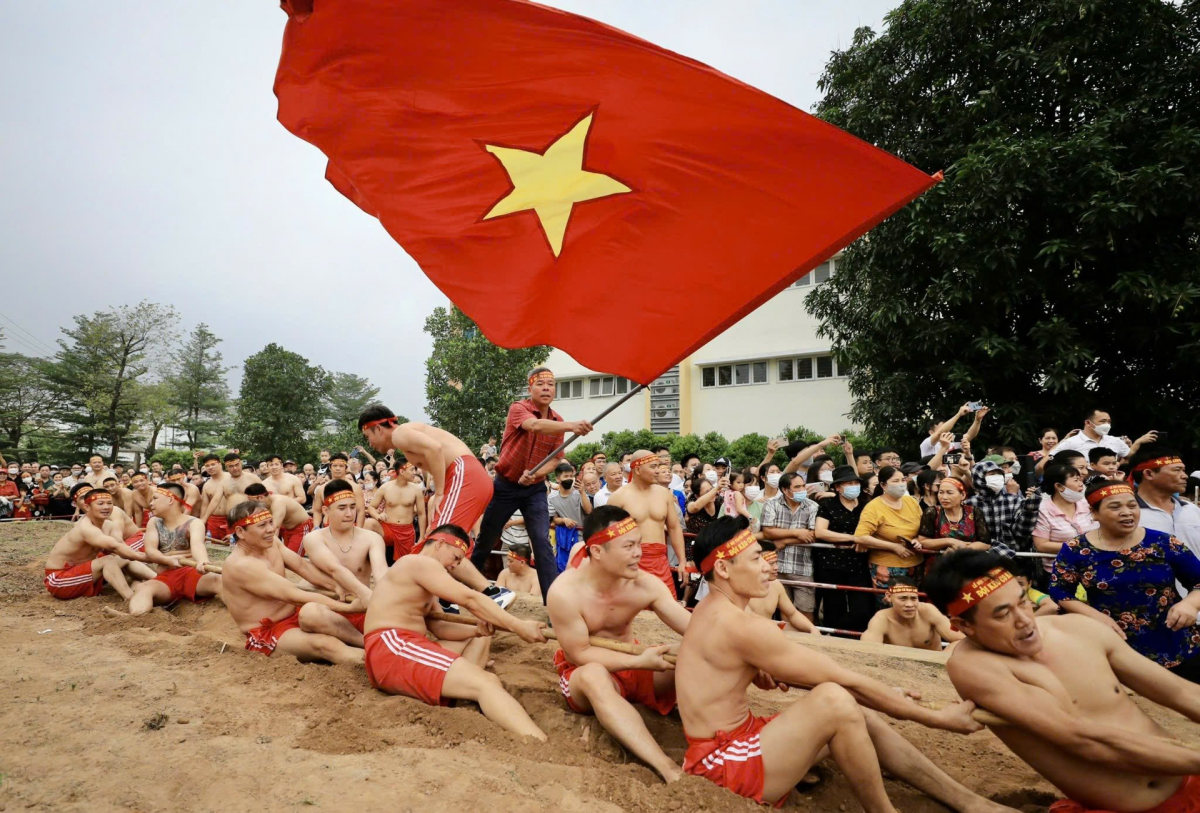 Nghi lễ và trò chơi kéo co – di sản văn hóa phi vật thể đại diện của nhân loại, hiện diện ở nhiều vùng miền Việt Nam. Ảnh: T.L