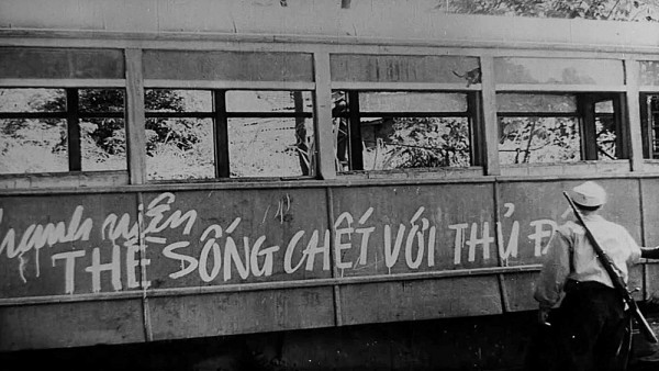 danh thuc ky uc dan toc qua bo phim tai lieu loi the quyet tu