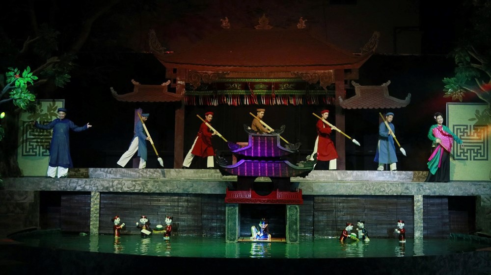 Chương trình nghệ thuật “Cảm xúc Long Thành” dẫn dắt khán giả qua nhiều ký ức văn hoá. Ảnh: BTC