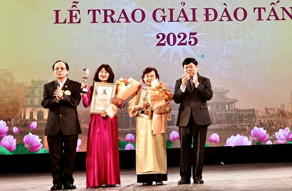 14 tap the ca nhan vinh du nhan giai thuong dao tan nam 2025