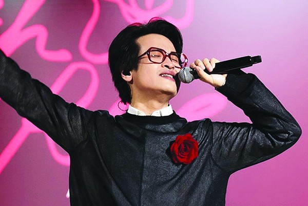 ha anh tuan ve dep cua can tinh viet va su tu te