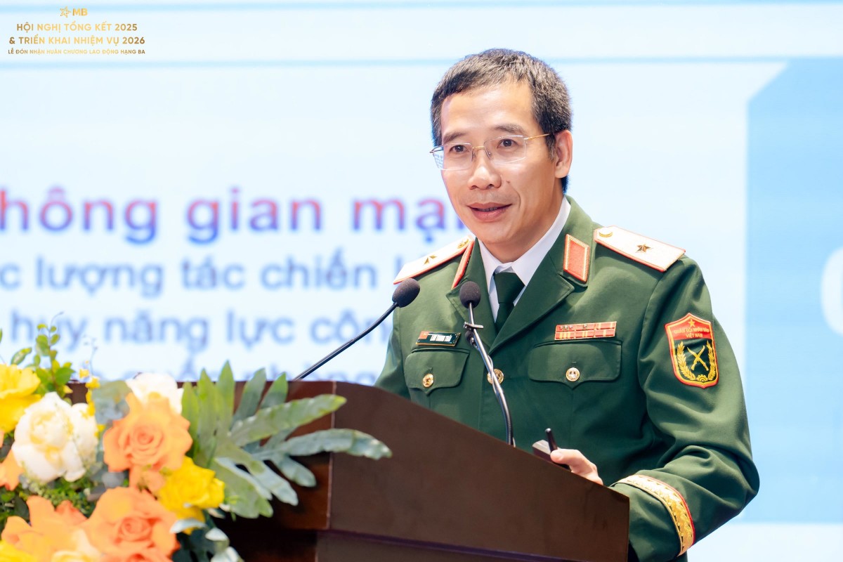 Ngân hàng TMCP Quân đội đón nhận Huân chương Lao động Hạng Ba