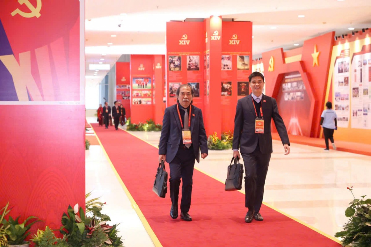 Chủ tịch Hội Nhà văn Việt Nam tham dự Đại hội XIV của Đảng