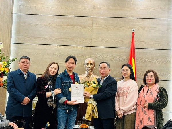 bao tang my thuat viet nam tiep nhan 4 tac pham cua nghe nhan tran nam tuoc