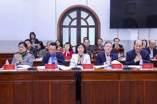 Hội nghị hiệp thương lần thứ hai: 100% đại biểu thống nhất với danh sách 217 người ở Trung ương được giới thiệu ứng cử đại biểu Quốc hội khóa XVI