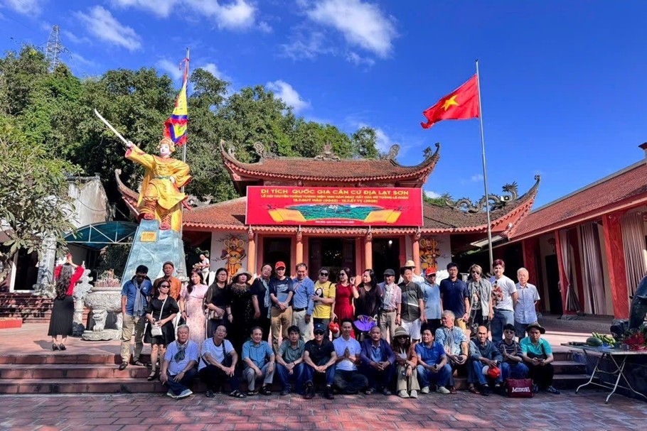 Hành trình về nguồn Xuân Bính Ngọ - Dòng chảy của Tổ tiên. Bút ký của Nguyên Hùng