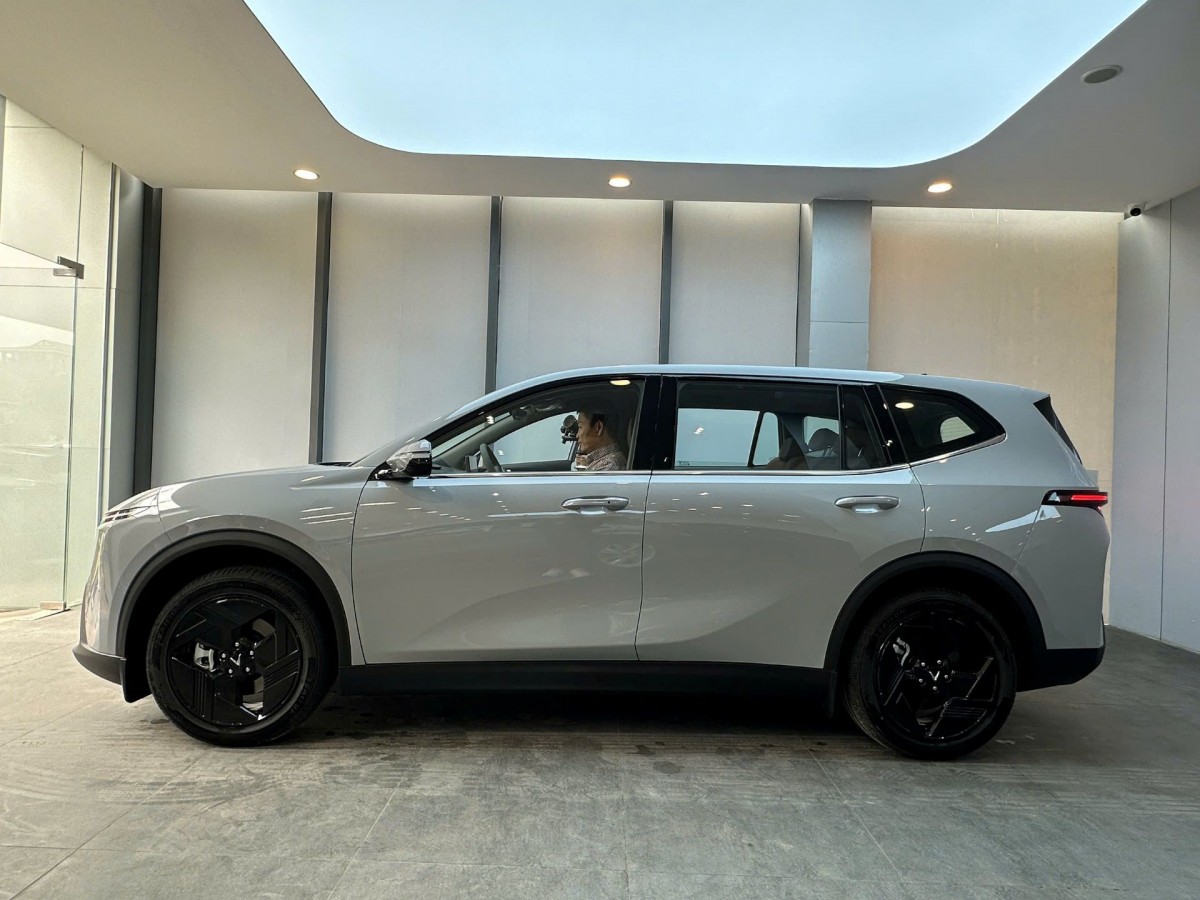 Người dùng Việt “chấm” VinFast VF MPV 7 vì giá trị tiết kiệm lâu dài