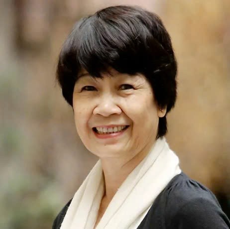 Nguyễn Thị Hồng Ngát - người thắp ngọn đèn thơ giữa con gió lớn