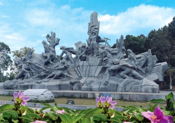 bai tho cuc oi tho yen thanh loi binh cua phan the cai